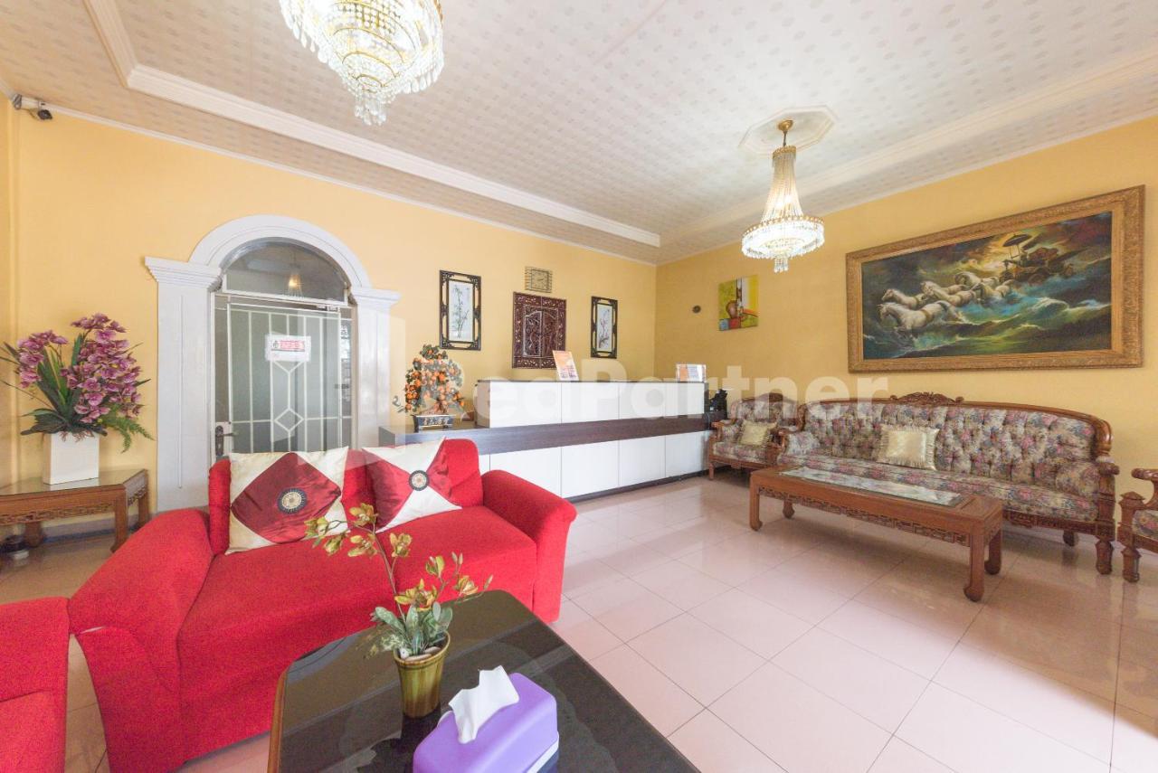 Orange Home Syariah Sukajadi Бандунг Екстер'єр фото