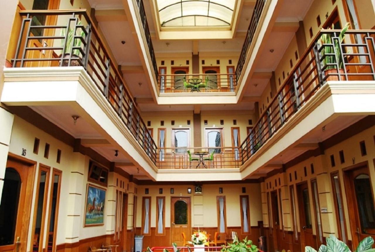 Orange Home Syariah Sukajadi Бандунг Екстер'єр фото